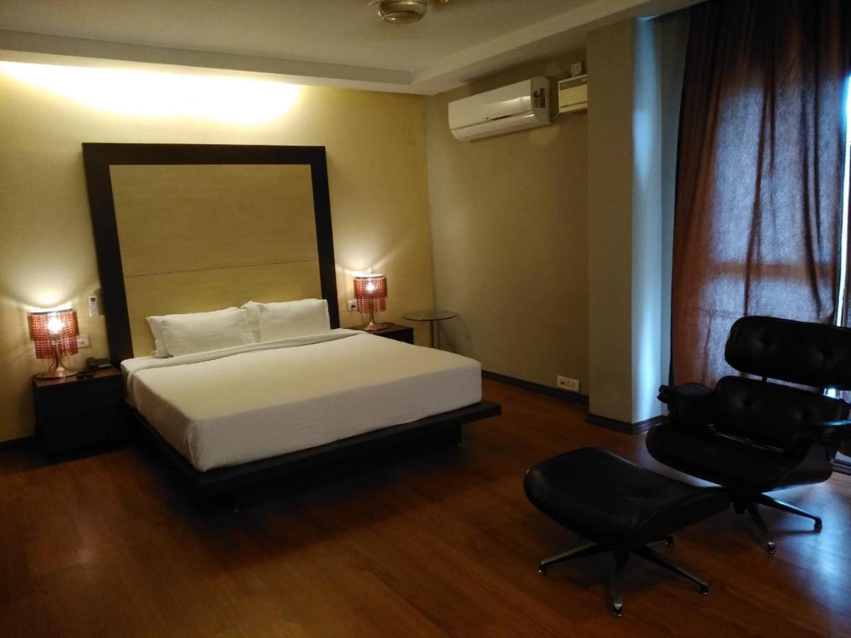 Hotel Md'S Continental Джорхат Экстерьер фото